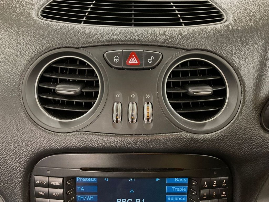 Used Mercedes-Benz SL 2004 for sale - 76617571: Photo 37