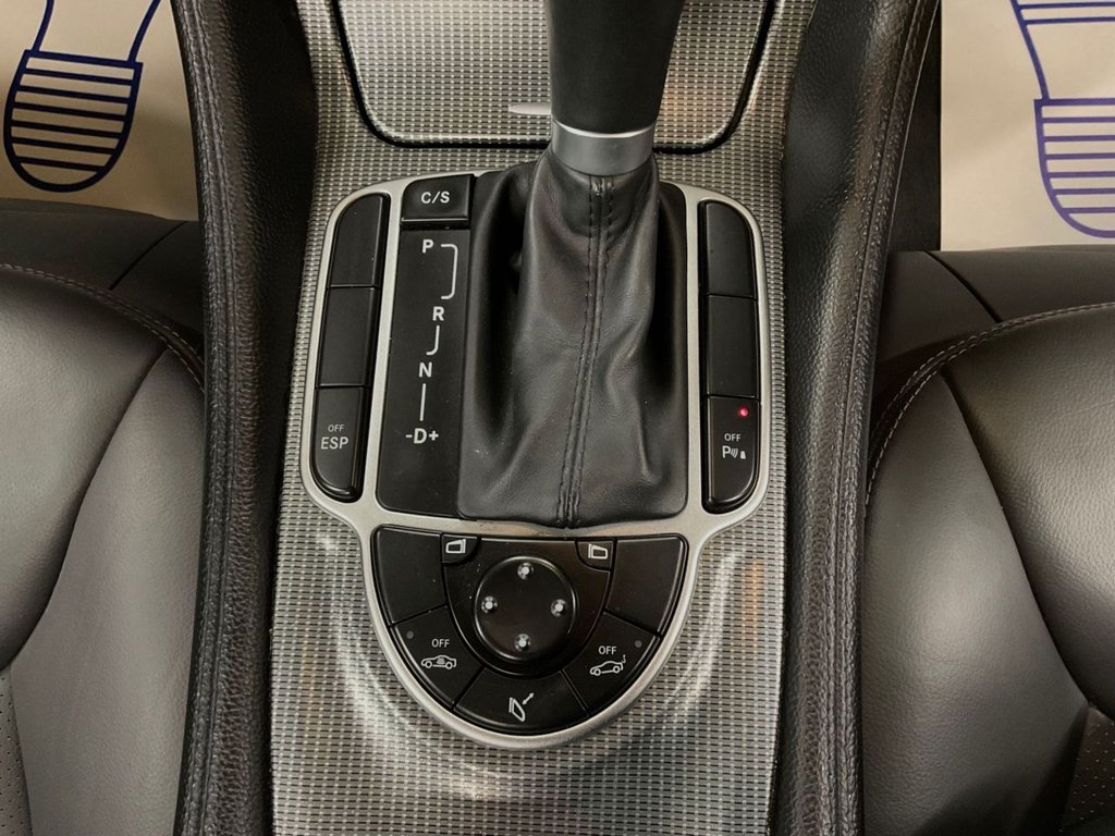 Used Mercedes-Benz SL 2004 for sale - 76617571: Photo 42