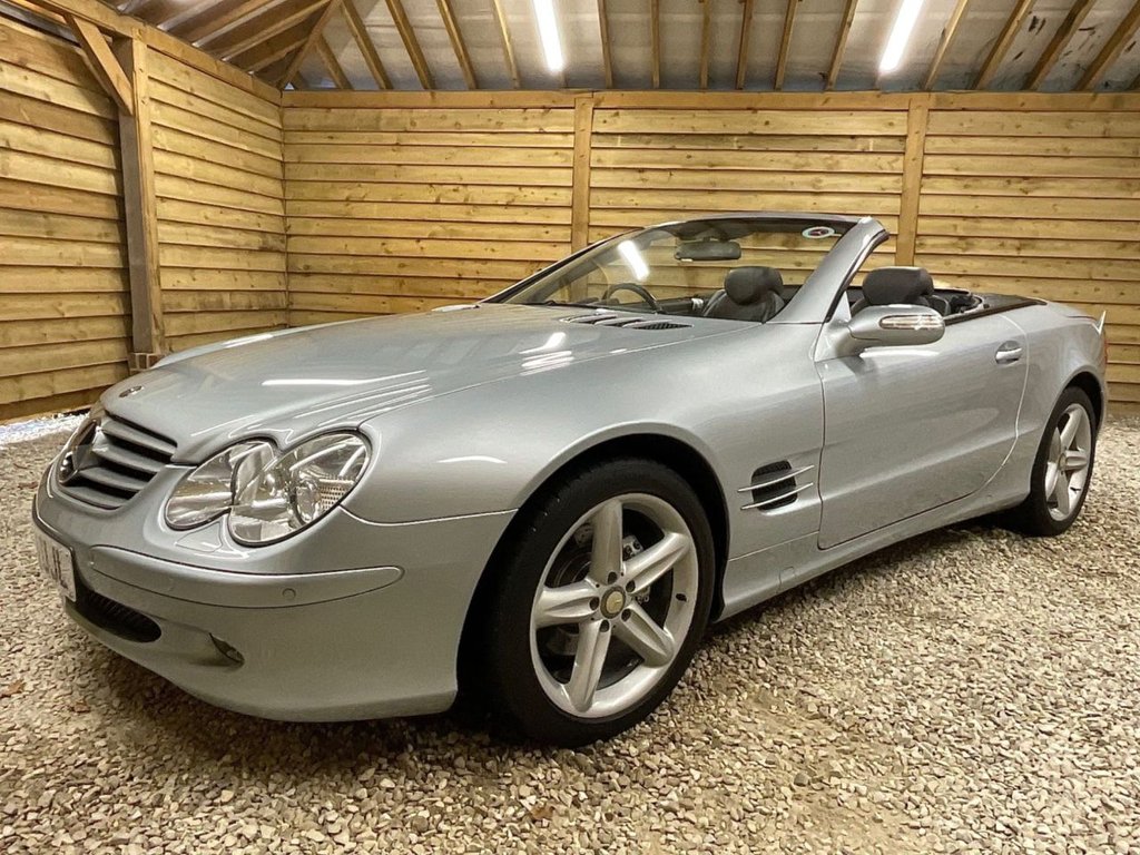 Used Mercedes-Benz SL 2004 for sale - 76617571: Photo 5