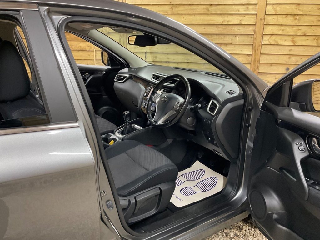 Used Nissan Qashqai 2015 for sale - 76235783: Photo 12