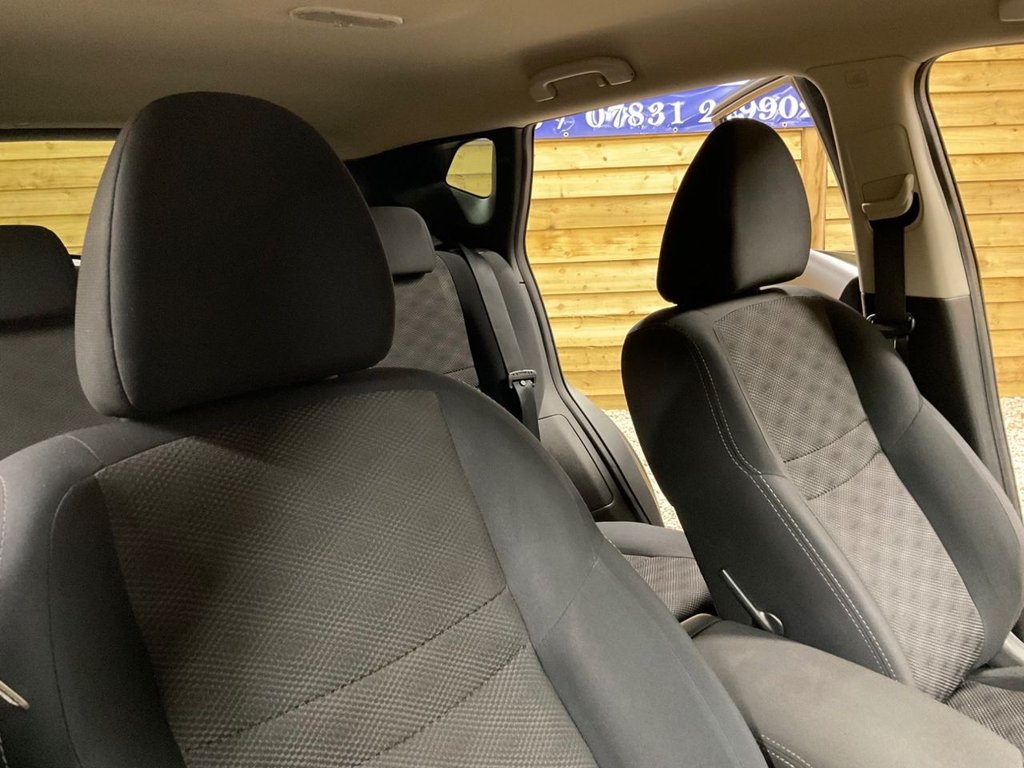 Used Nissan Qashqai 2015 for sale - 76235783: Photo 15