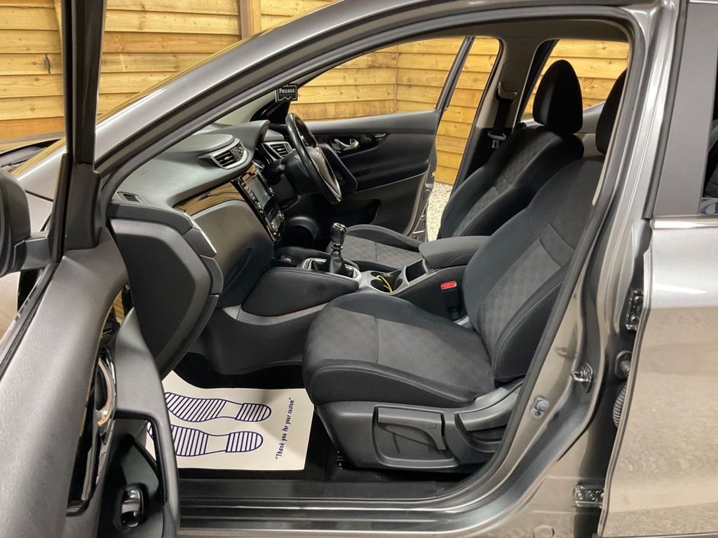 Used Nissan Qashqai 2015 for sale - 76235783: Photo 20
