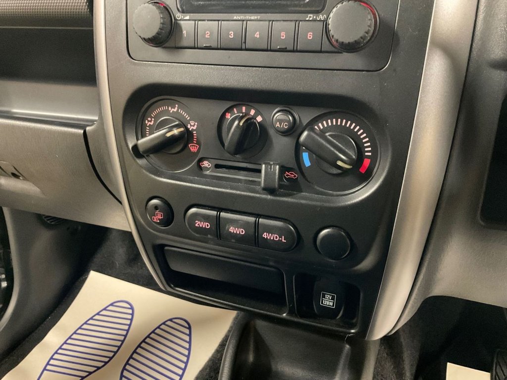 Used Suzuki Jimny 2013 for sale - 77507799: Photo 36