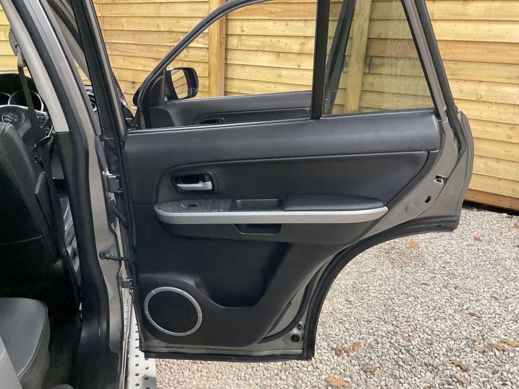 Used Suzuki Grand Vitara 2010 for sale - 76797914: Photo 19