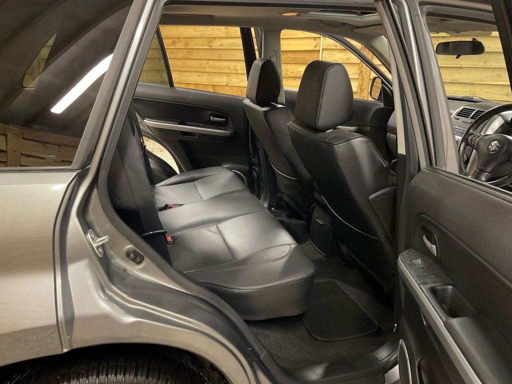 Used Suzuki Grand Vitara 2010 for sale - 76797914: Photo 20