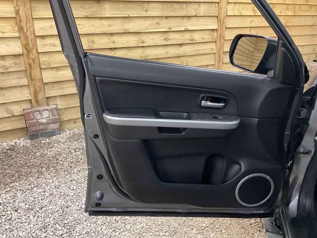 Used Suzuki Grand Vitara 2010 for sale - 76797914: Photo 22