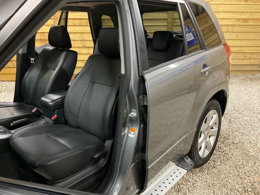 Used Suzuki Grand Vitara 2010 for sale - 76797914: Photo 25