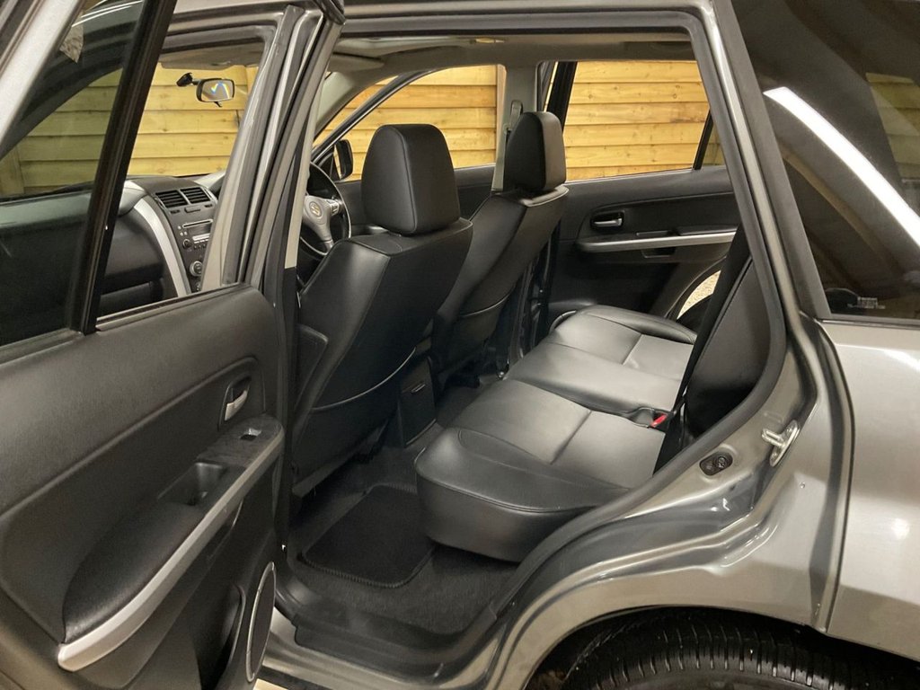 Used Suzuki Grand Vitara 2010 for sale - 76797914: Photo 26