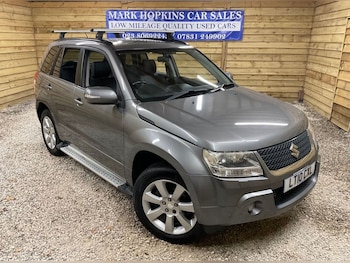 Used Suzuki Grand Vitara 2010 for sale - 76797914: Photo