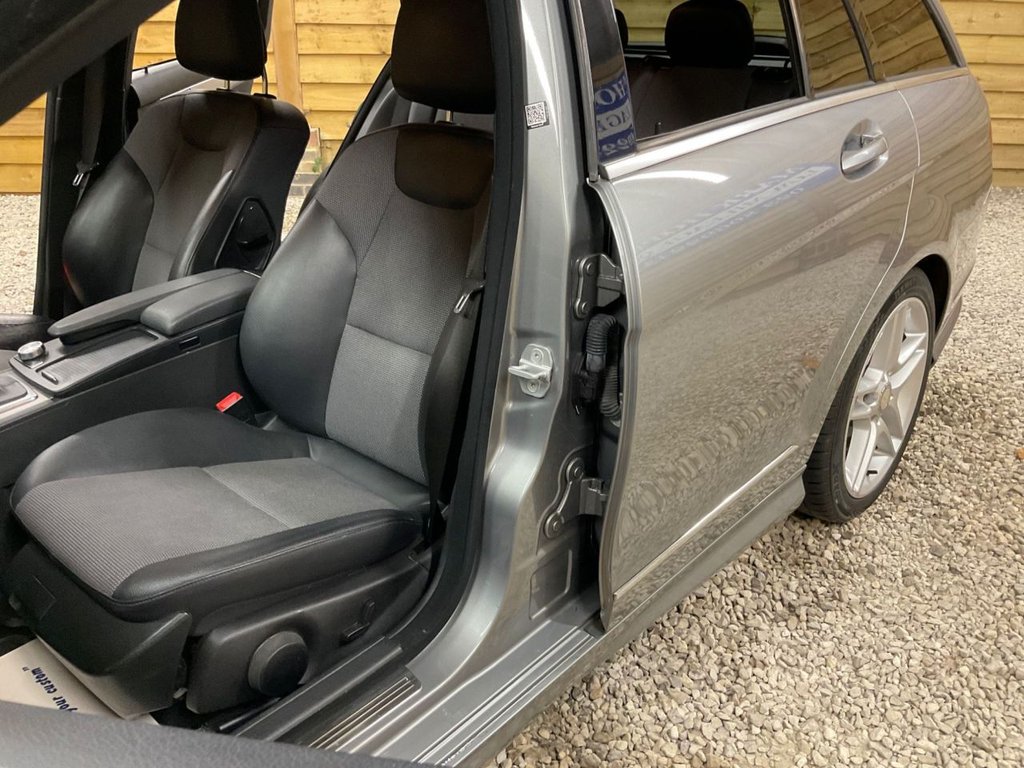 Used Mercedes-Benz C Class 2012 for sale - 76783995: Photo 23