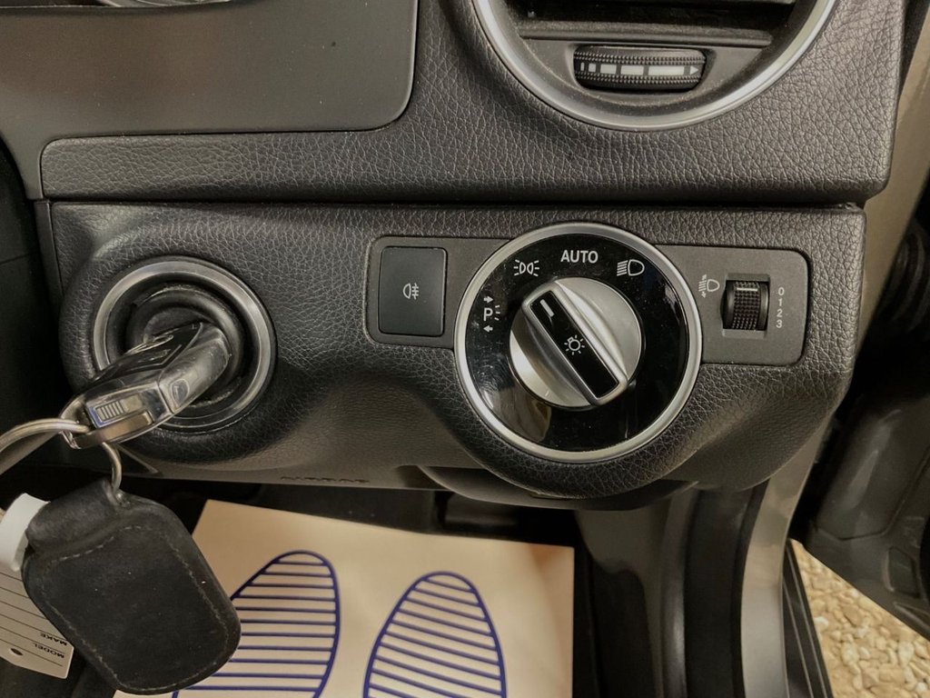 Used Mercedes-Benz C Class 2012 for sale - 76783995: Photo 34