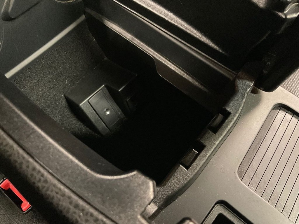 Used Mercedes-Benz C Class 2012 for sale - 76783995: Photo 44