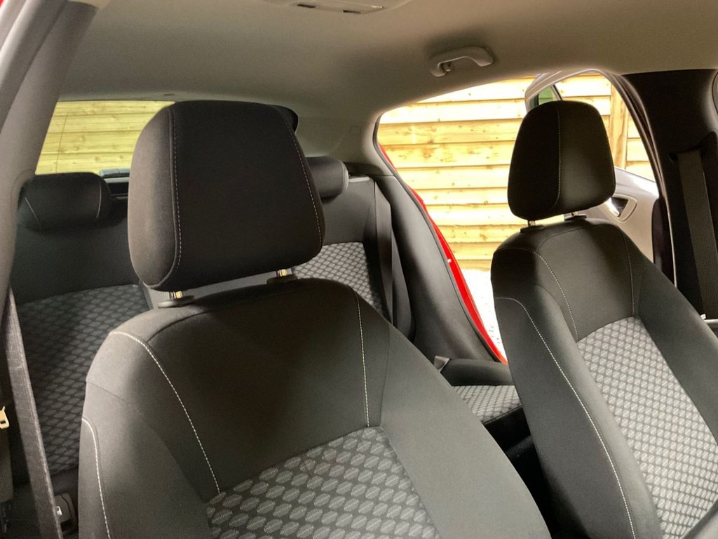 Used Vauxhall Astra 2018 for sale - 75727219: Photo 16