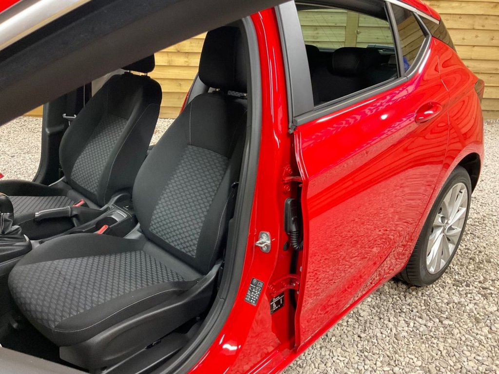 Used Vauxhall Astra 2018 for sale - 75727219: Photo 23