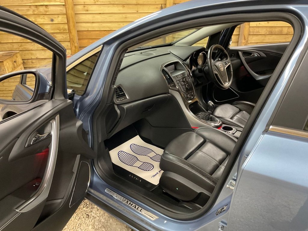 Used Vauxhall Astra 2010 for sale - 77631565: Photo 18