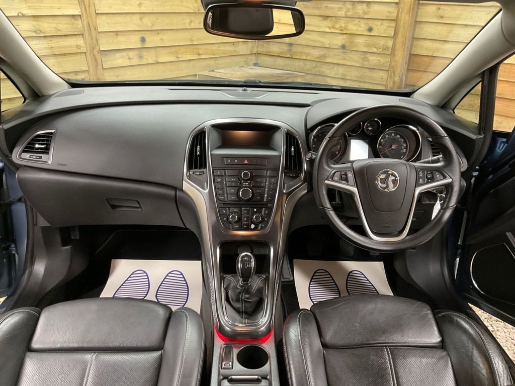 Used Vauxhall Astra 2010 for sale - 77631565: Photo 24