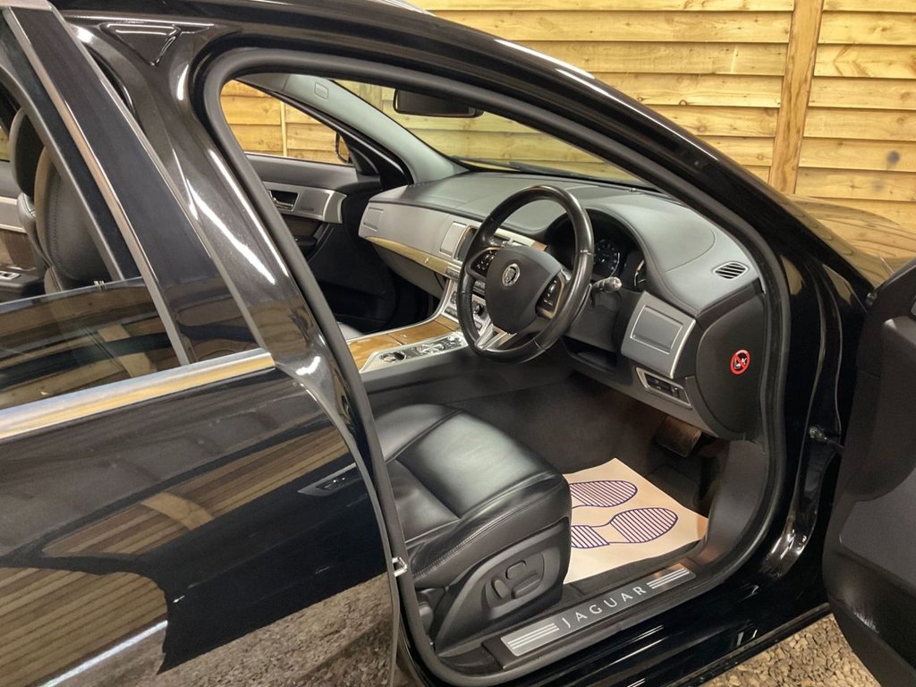 Used Jaguar XF 2013 for sale - 77655167: Photo 12