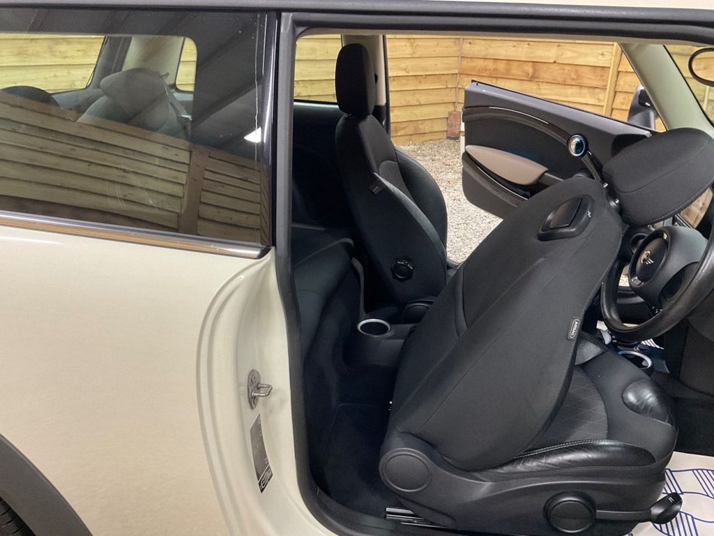 Used MINI Hatch 2014 for sale - 77263639: Photo 17