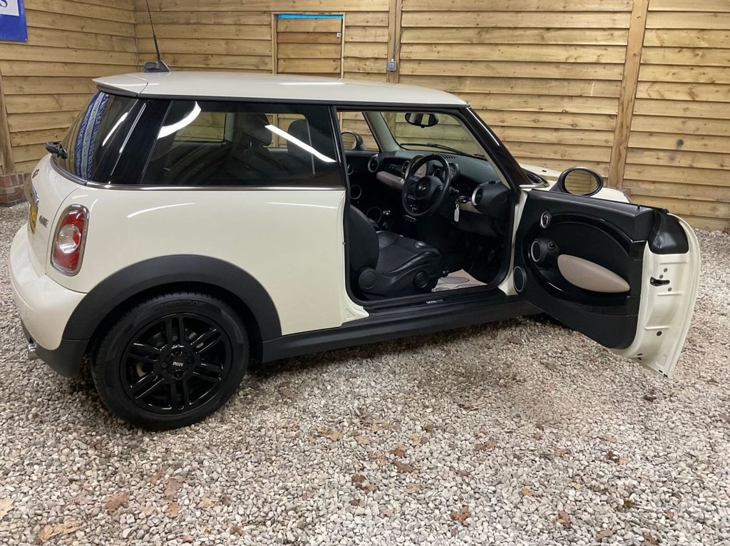 Used MINI Hatch 2014 for sale - 77263639: Photo 9