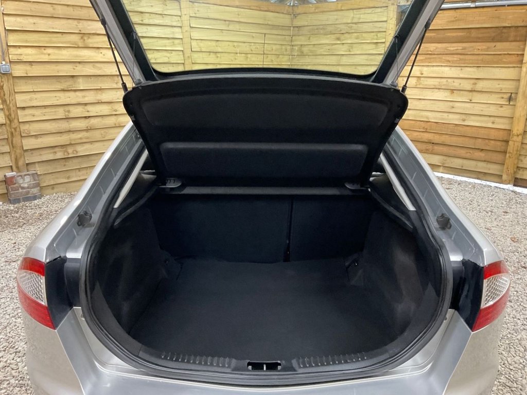 Used Ford Mondeo 2008 for sale - 76406267: Photo 42