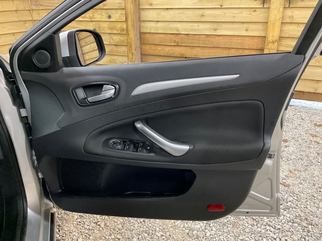 Used Ford Mondeo 2008 for sale - 76406267: Photo 9