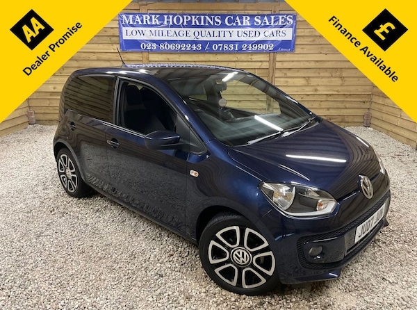 Used Volkswagen up! 2015 for sale - 75602533: Photo 1