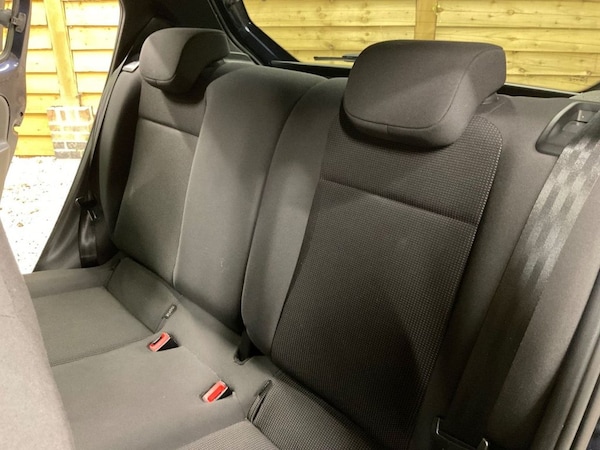 Used Volkswagen up! 2015 for sale - 75602533: Photo 22