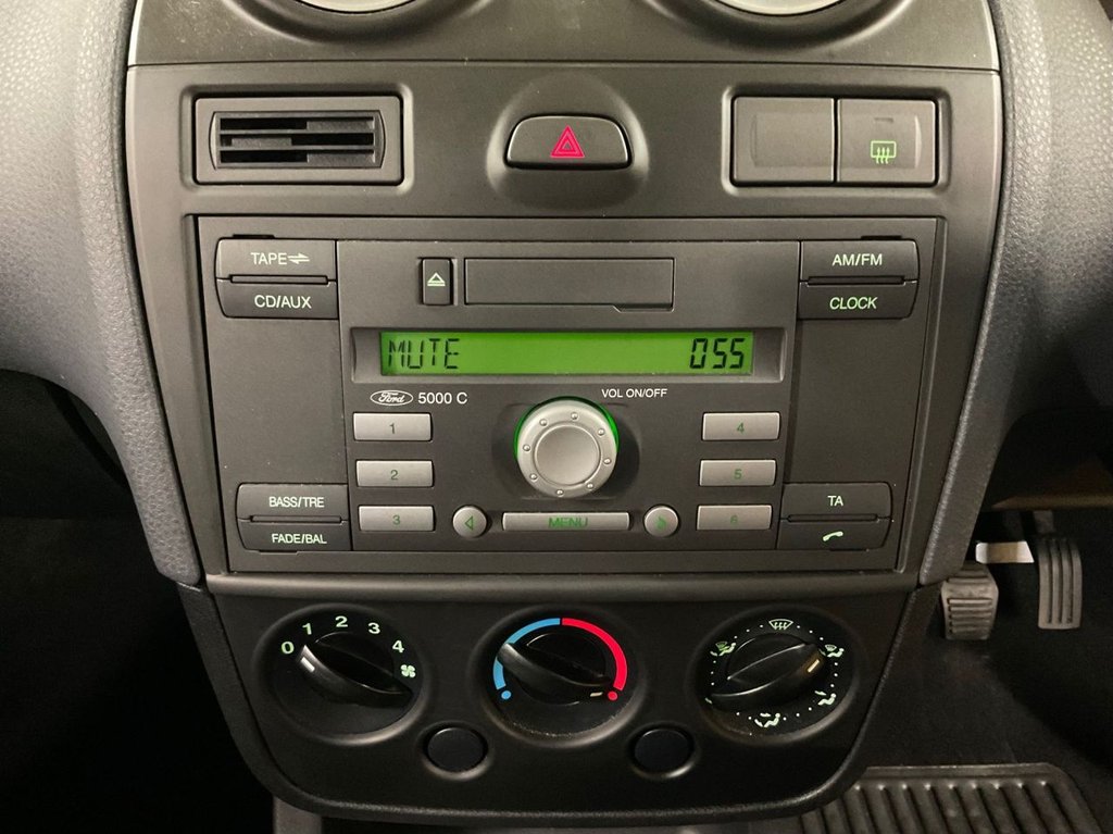 Used Ford Fiesta 2006 for sale - 77161525: Photo 36