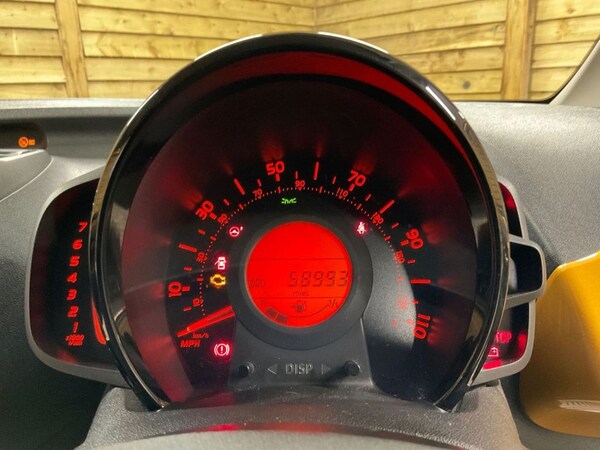 Used Peugeot 108 2018 for sale - 72651829: Photo 36