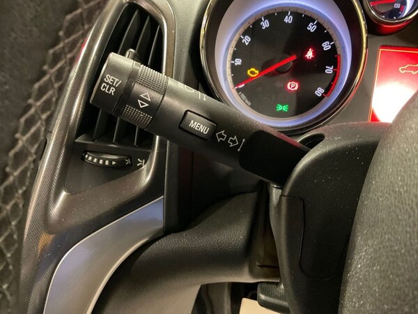 Used Vauxhall Astra 2010 for sale - 76236000: Photo 27
