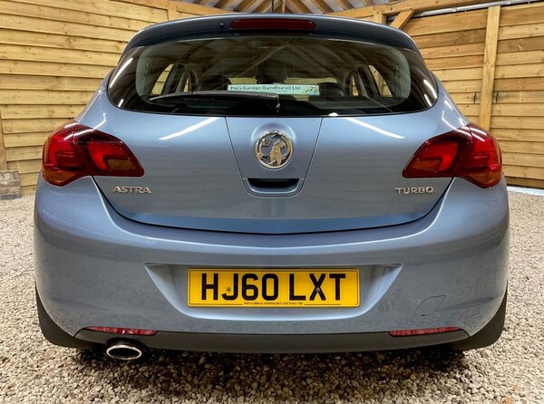 Used Vauxhall Astra 2010 for sale - 76236000: Photo 45