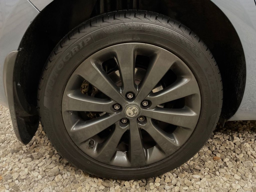 Used Vauxhall Astra 2010 for sale - 76236000: Photo 48