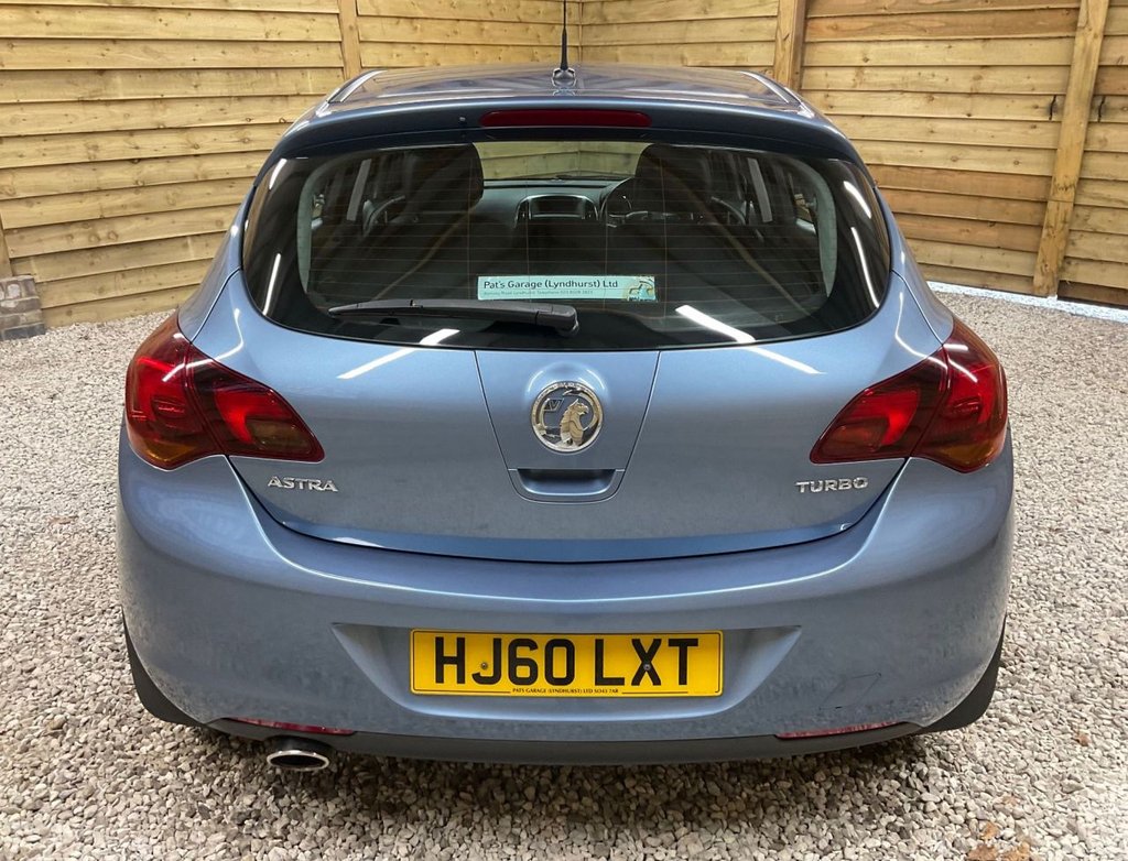 Used Vauxhall Astra 2010 for sale - 76236000: Photo 6