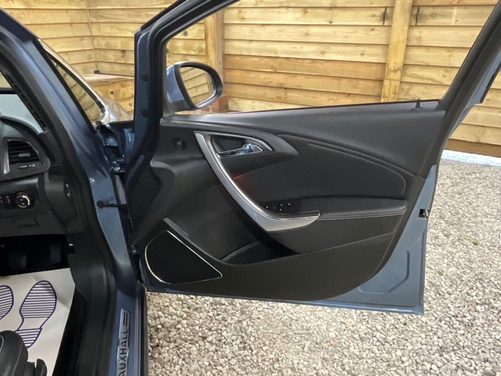 Used Vauxhall Astra 2010 for sale - 76236000: Photo 9