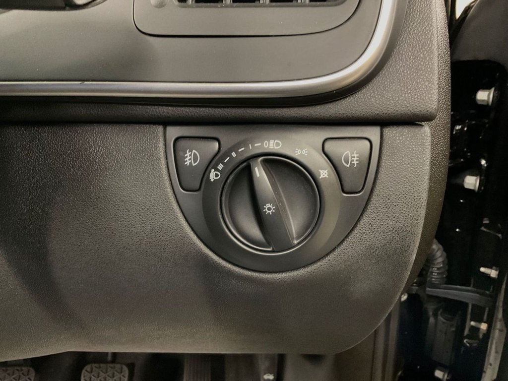 Used Saab 9-3 2010 for sale - 76367496: Photo 35