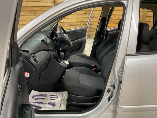 Used Hyundai i10 2012 for sale - 75286603: Photo 18