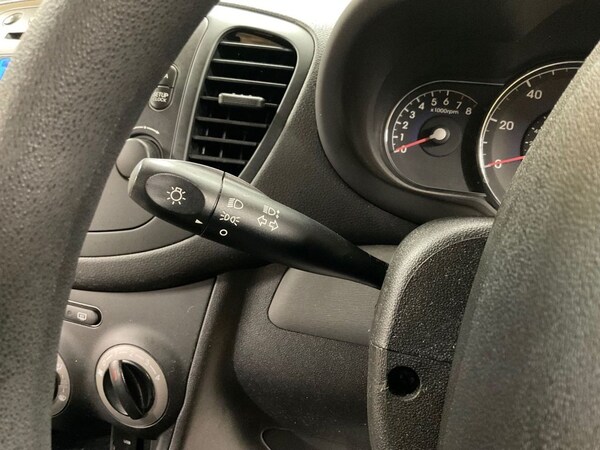 Used Hyundai i10 2012 for sale - 75286603: Photo 27