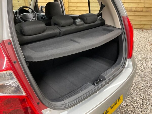 Used Hyundai i10 2012 for sale - 75286603: Photo 39