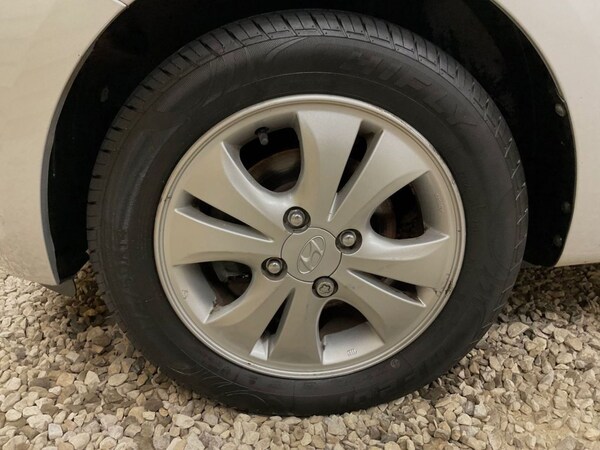 Used Hyundai i10 2012 for sale - 75286603: Photo 45