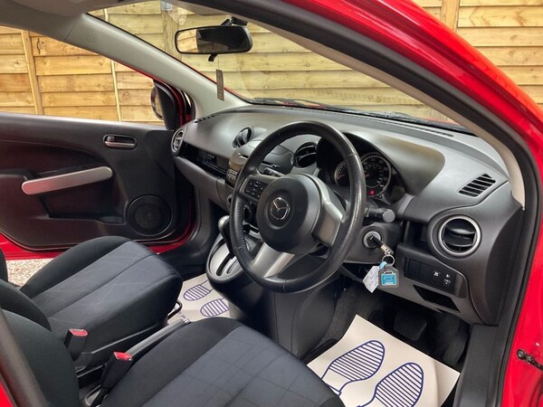 Used Mazda Mazda2 2013 for sale - 74756833: Photo 12
