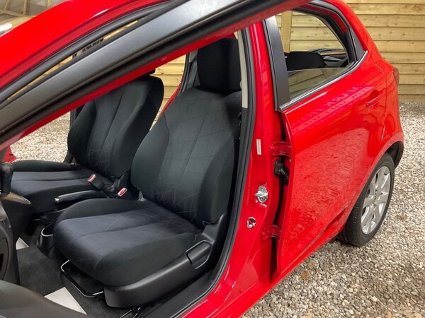 Used Mazda Mazda2 2013 for sale - 74756833: Photo 23