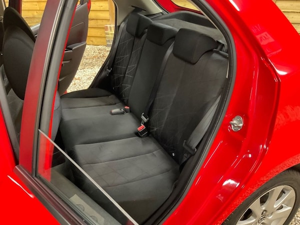 Used Mazda Mazda2 2013 for sale - 74756833: Photo 25