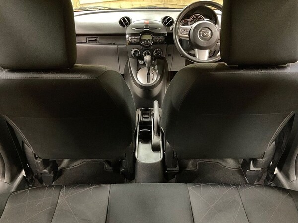 Used Mazda Mazda2 2013 for sale - 74756833: Photo 27