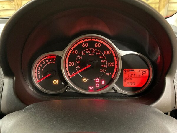 Used Mazda Mazda2 2013 for sale - 74756833: Photo 42