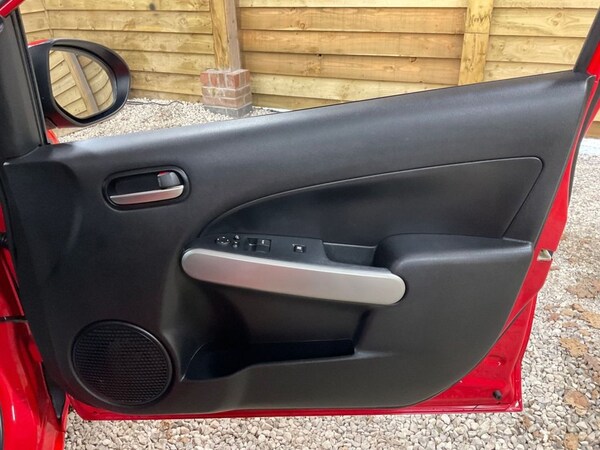 Used Mazda Mazda2 2013 for sale - 74756833: Photo 9