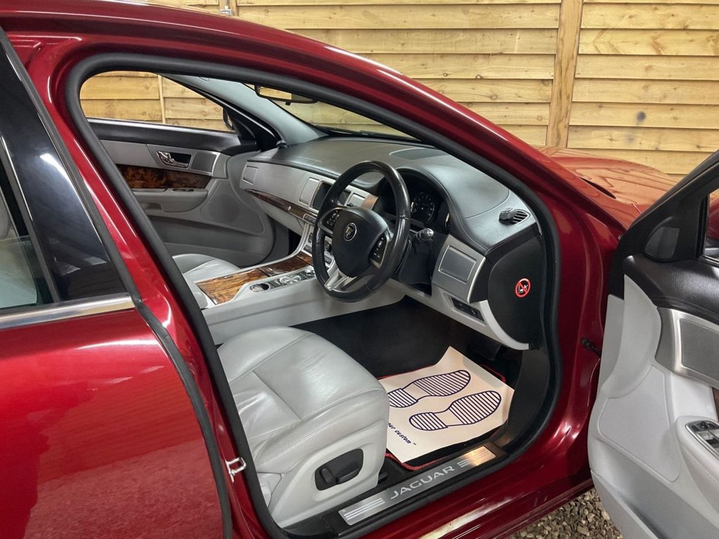 Used Jaguar XF 2014 for sale - 77655391: Photo 11