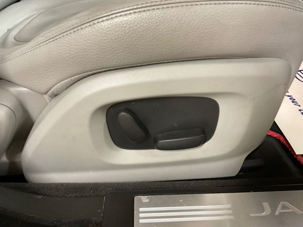 Used Jaguar XF 2014 for sale - 77655391: Photo 13