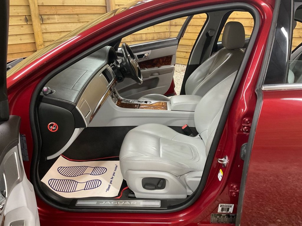 Used Jaguar XF 2014 for sale - 77655391: Photo 20