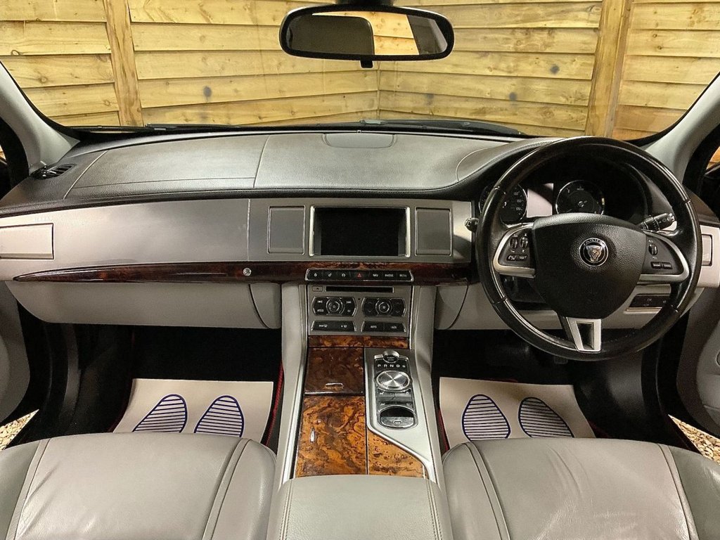 Used Jaguar XF 2014 for sale - 77655391: Photo 25