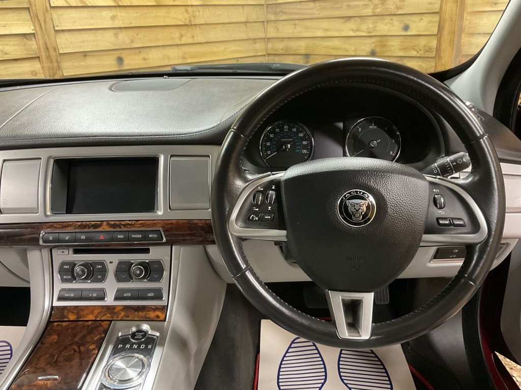 Used Jaguar XF 2014 for sale - 77655391: Photo 26